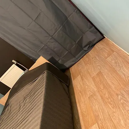 Chambre Privee A La Residence Coq Francais *